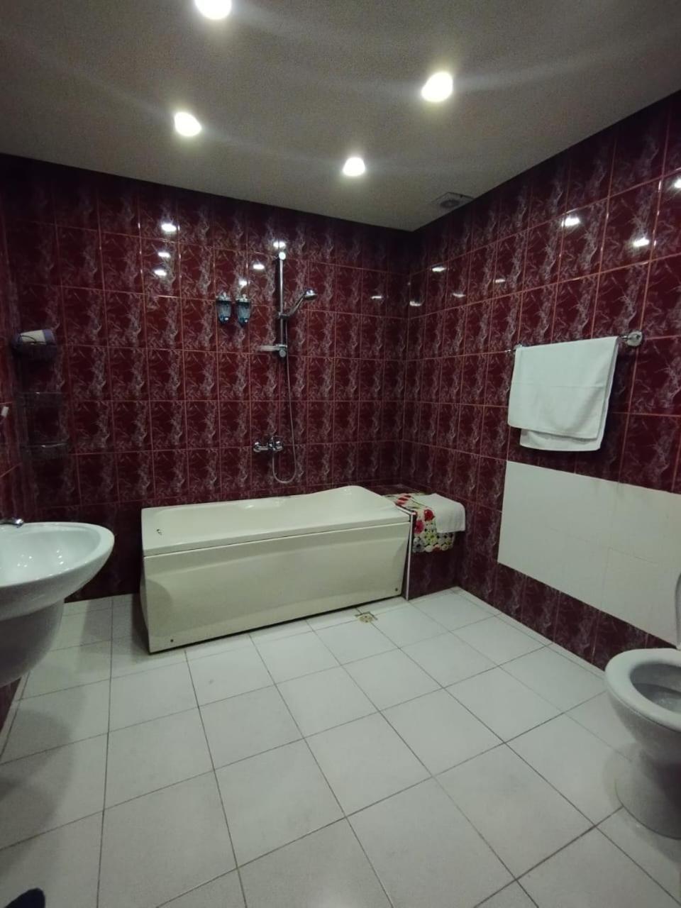 Nur Hotel & Terrace Cafe Baku Luaran gambar